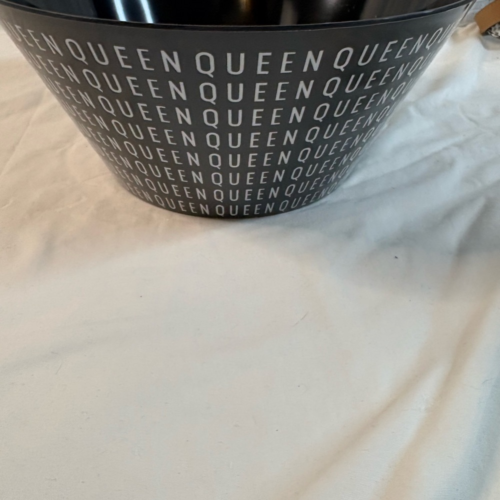 Sassy Jones Black and White Melamine Serving Set - Picture 5 of 8